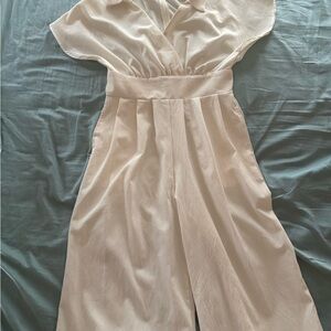 Cream Women's jumpsuit in size M or 6